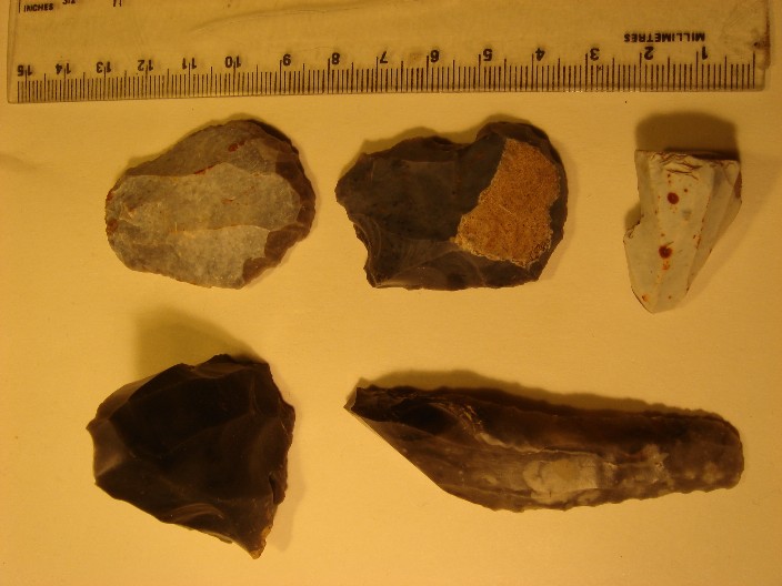 leaf-shaped arrow head